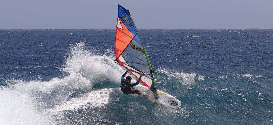 Windsurf à Las Cucharas Spots de windsurf de Lanzarote