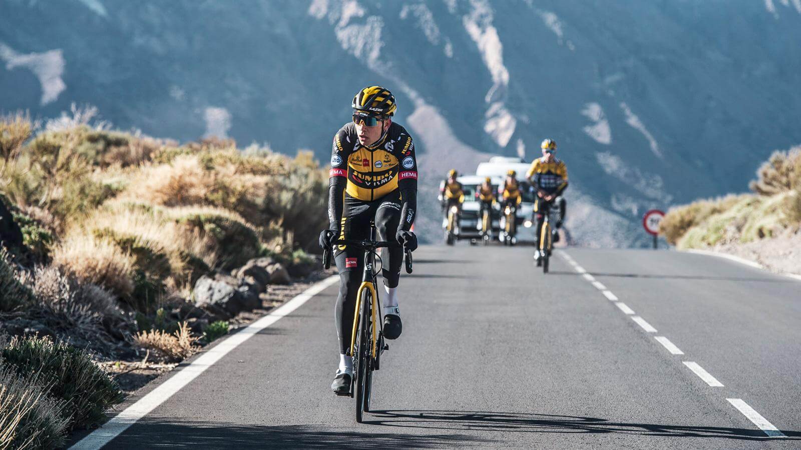 turismo-deportivo-ciclismo-carretera-desktop