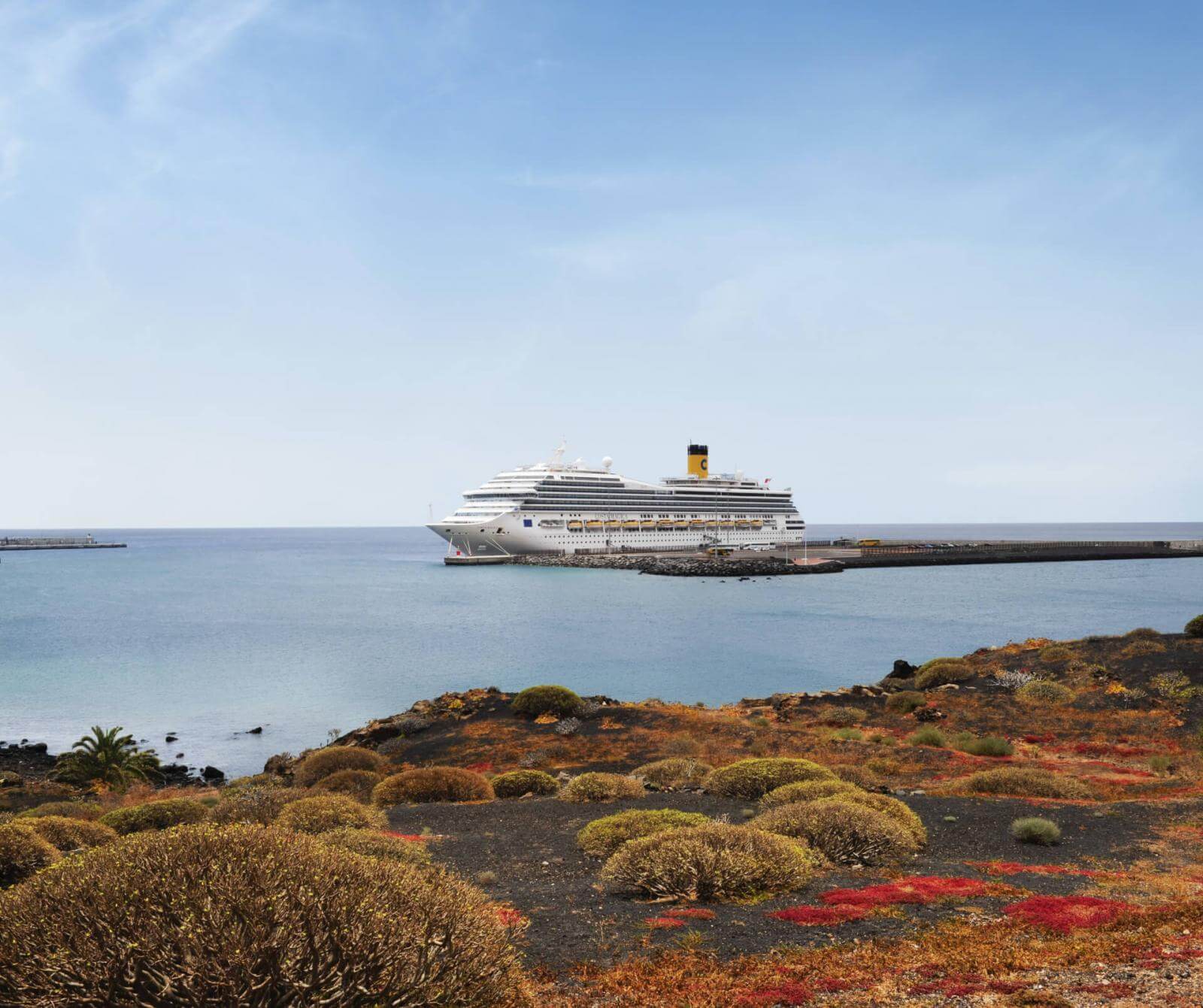 Crucero en el puerto de Arrecife, Lanzarote