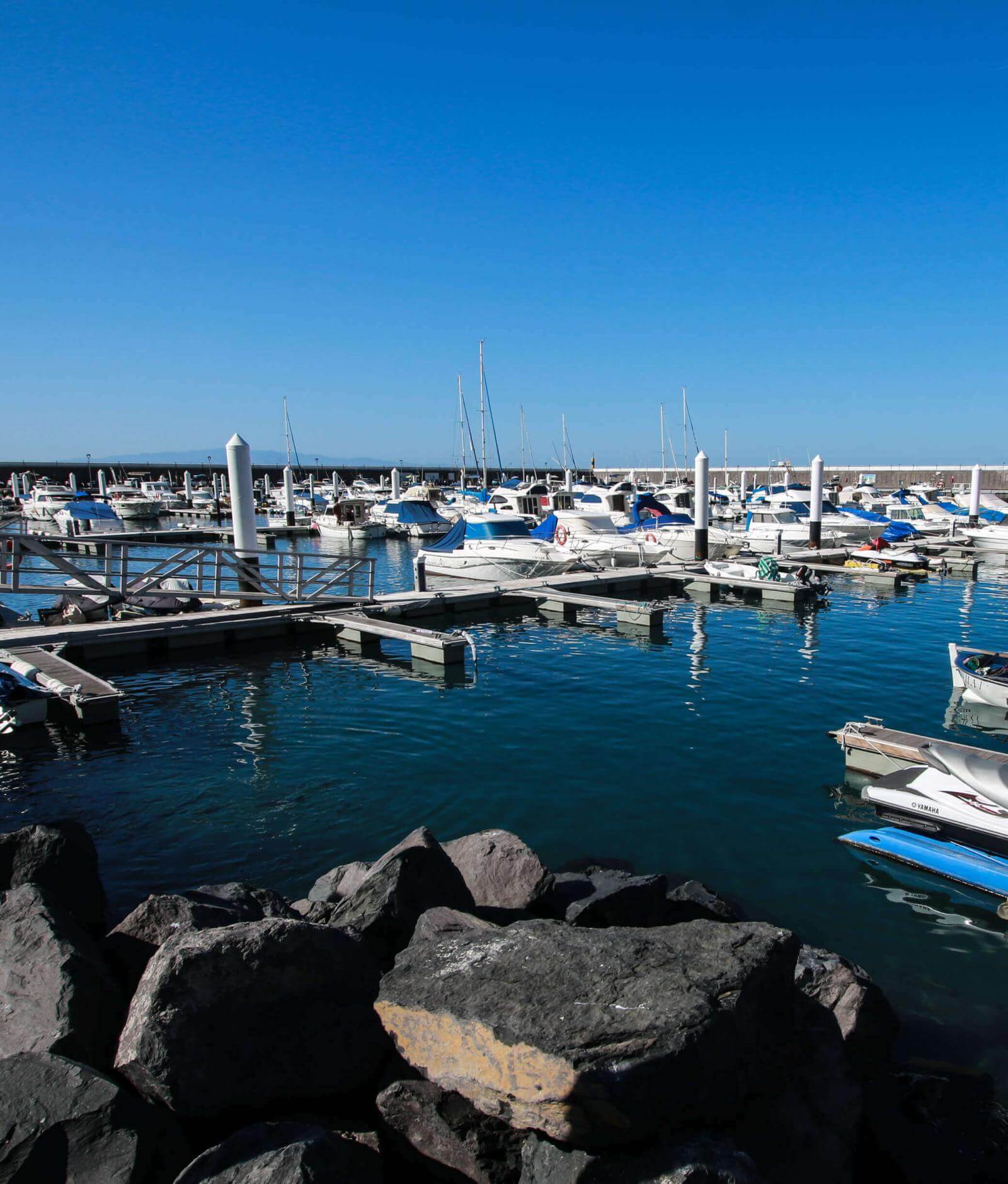 Le port de plaisance de Los Gigantes. Tenerife.